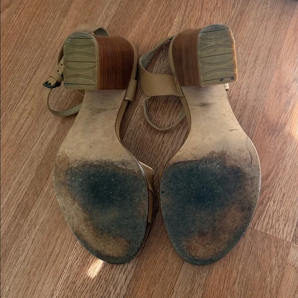 STUART WEITZMAN Brown Tan Chunky Wooden Heel Sandal Size 8.5 - Picture 7 of 7
